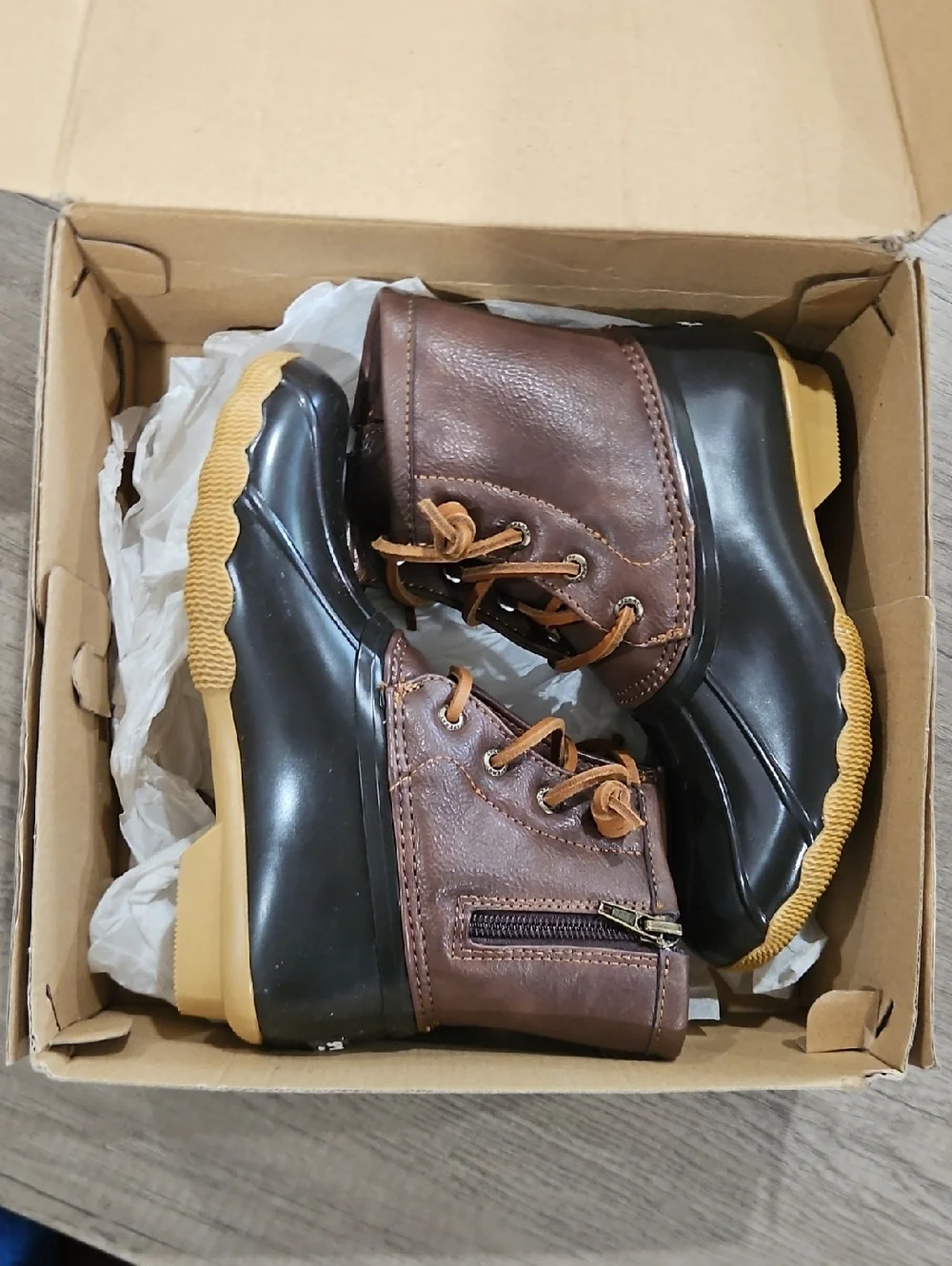 Sperry Salt wster Two-Tone Duck Boots in Brown & Black Girl's size 1M